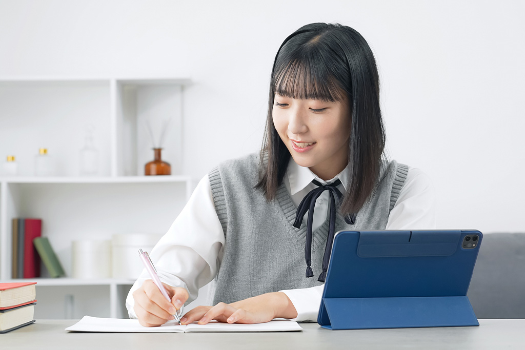 2ヶ月間の学習カリキュラムで英検受験のための総合力を鍛えます