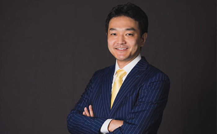 TOEIC界のカリスマ講師早川幸治先生が監修！