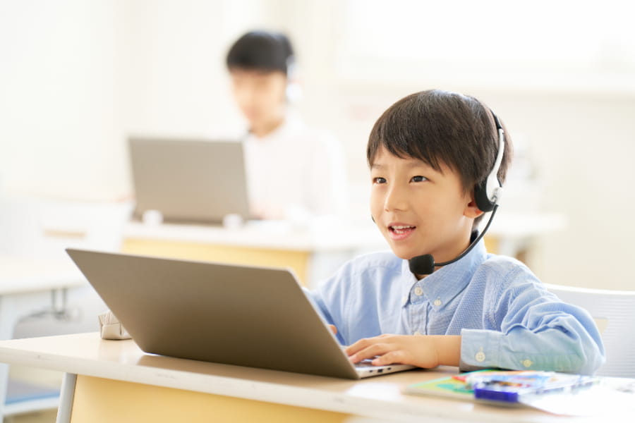 早い段階で「英語が好き！」を定着させる